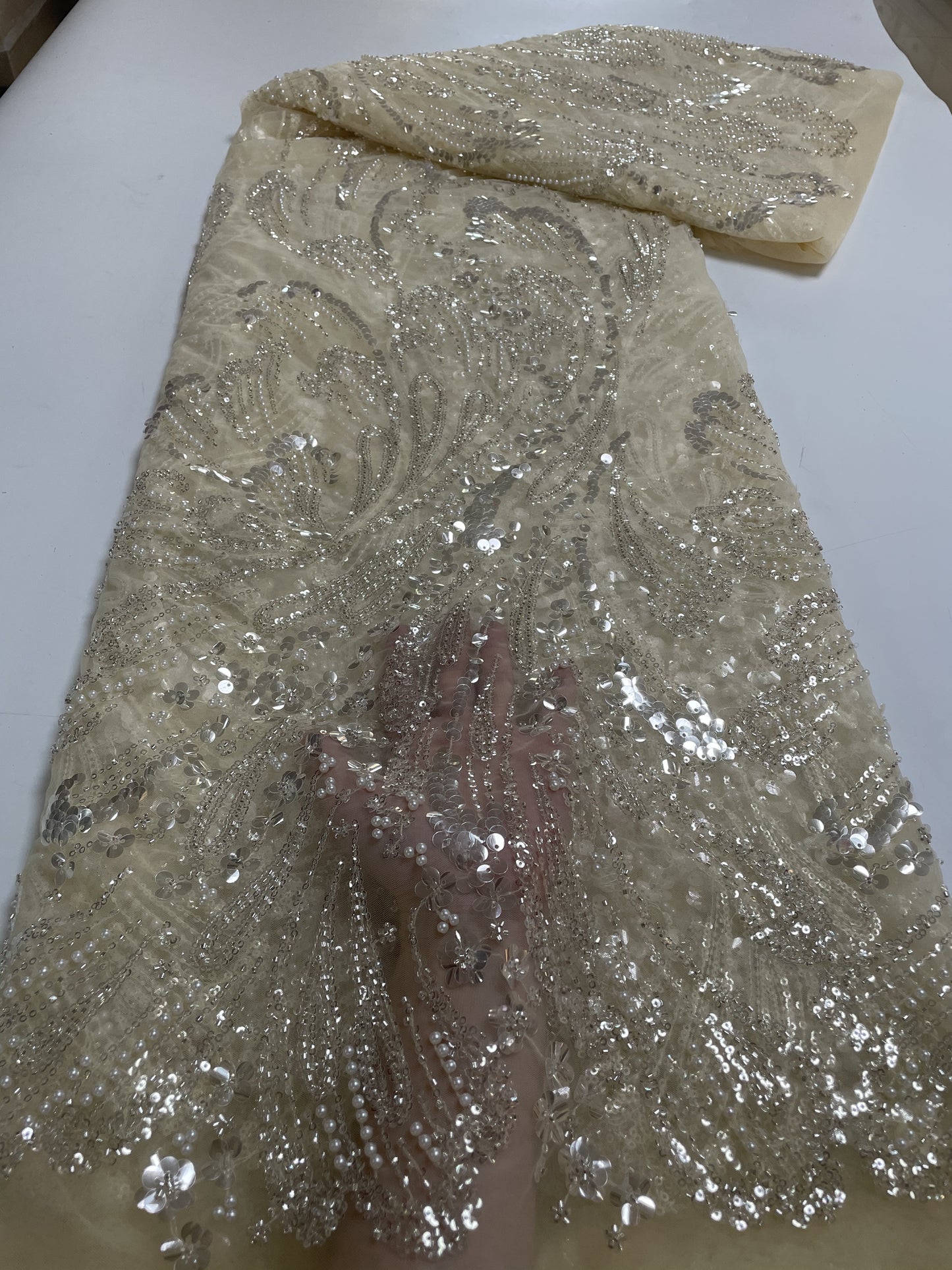 Luxury Beads Sequence African Lace Fabric 5 Yards 2022 High Quality French Tulle Sequins Nigerian Asoebi Wedding Fabrics Sewing