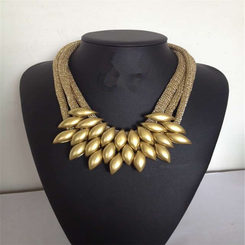 Gold Acrylic Necklace Highlights Swan Neck