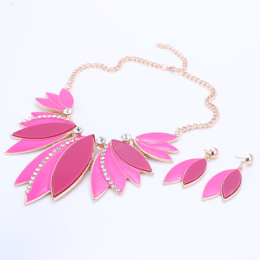Leave Shape Pendant Enamel