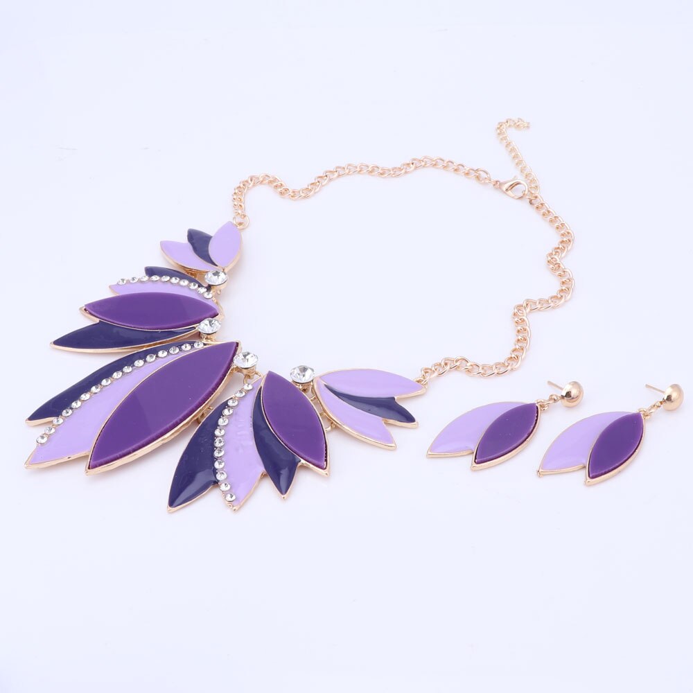 Leave Shape Pendant Enamel