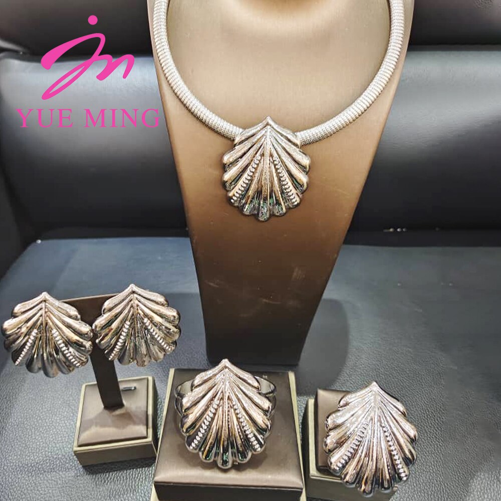 18k Ethiopian Gold Set