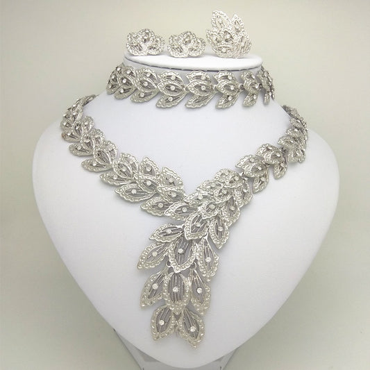 |200001033:361188#Africa silver set;200000783:350853
